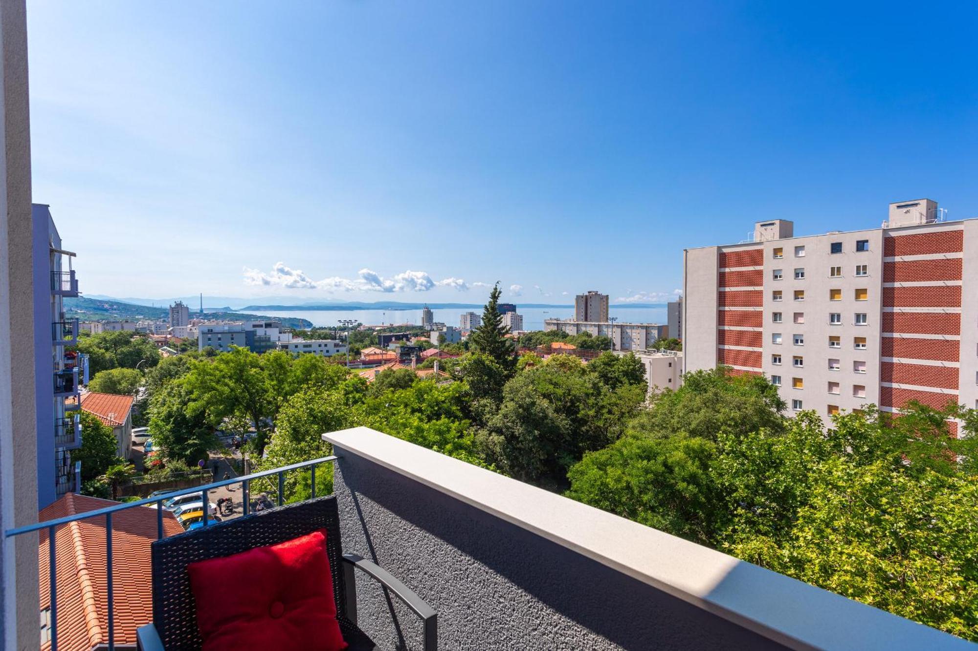 Brand New Close To The Beach, Center And Of - Karlo Appartement *
