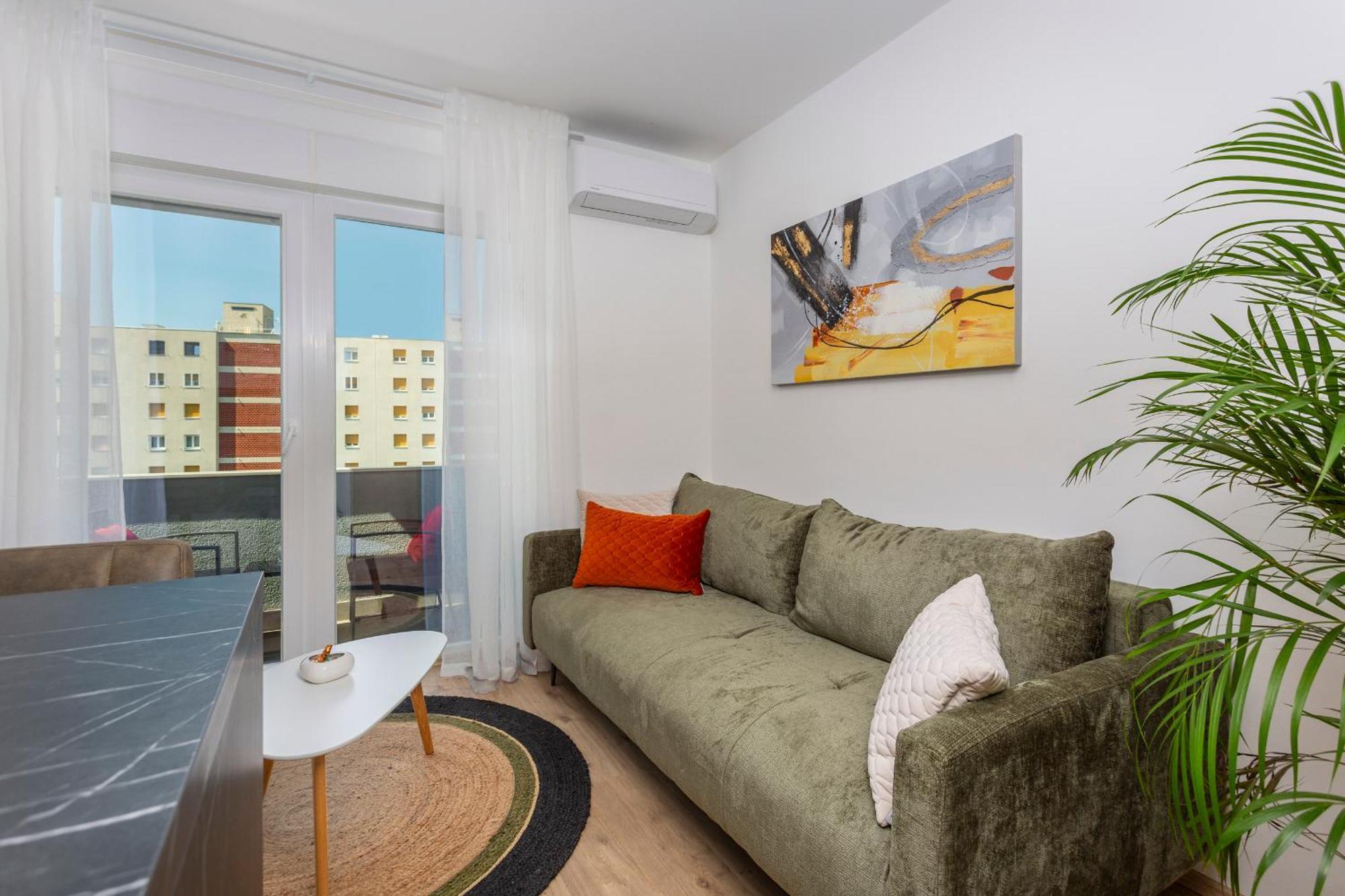 Brand New Close To The Beach, Center And Of - Karlo Rijeka